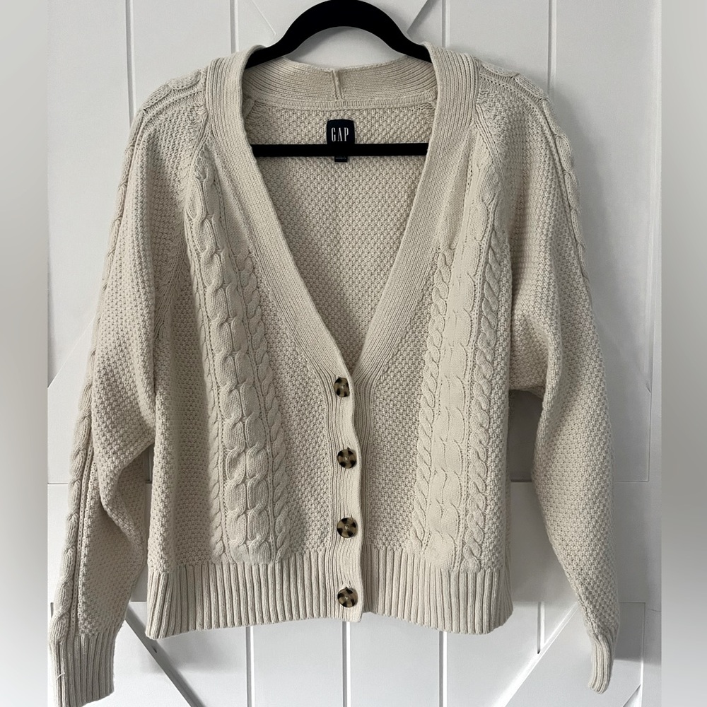 Gap Cable Knit Cardigan V Neck Cream with Buttons